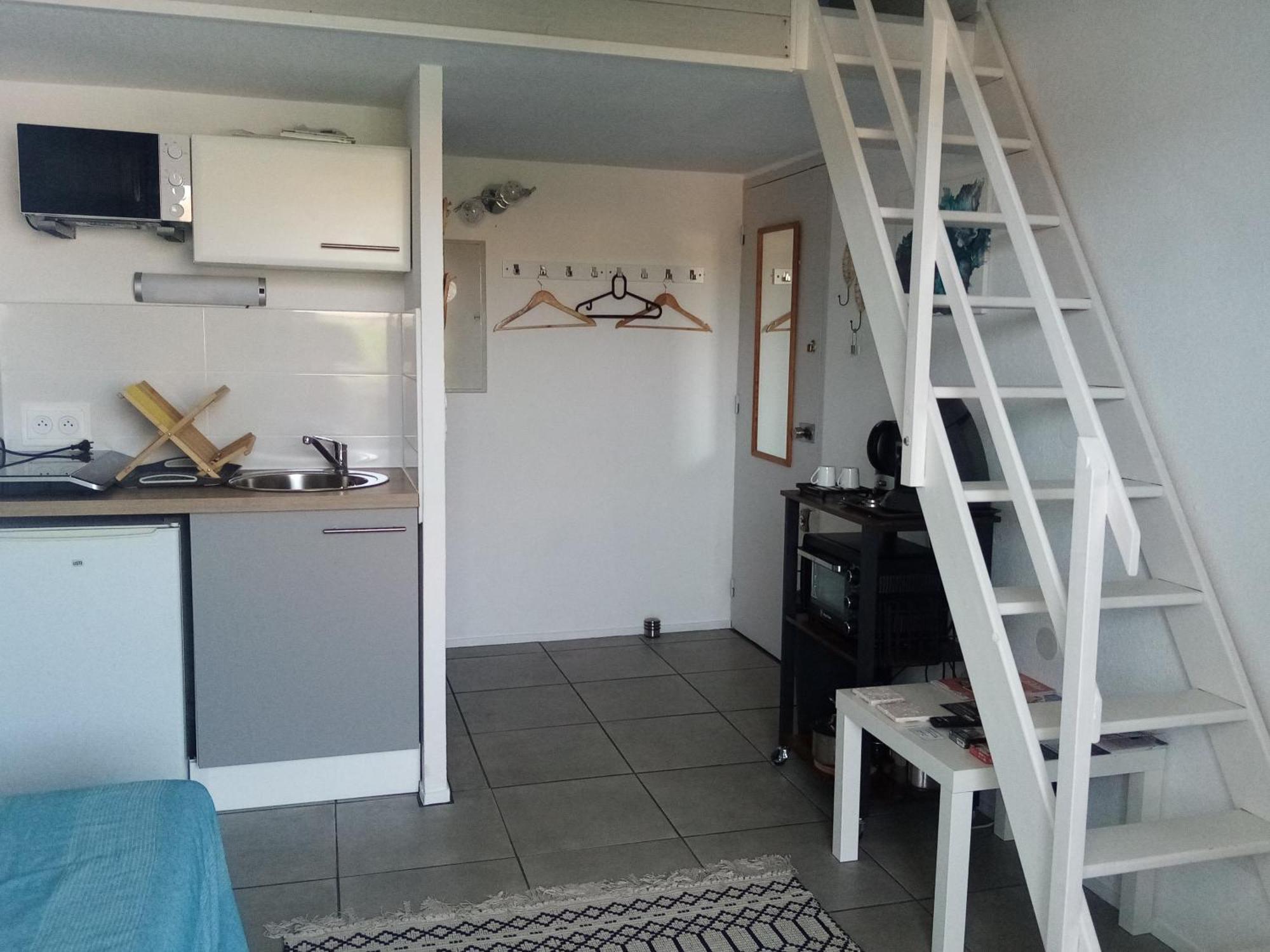 Stylish Studio Close To Beach In Residence With Pool Narbonne Luaran gambar
